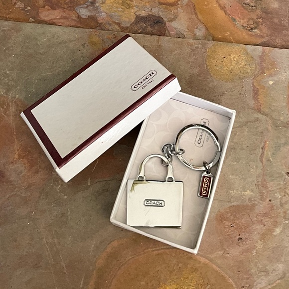 ❤️Coach Keychain ❤️ - Picture 2 of 3